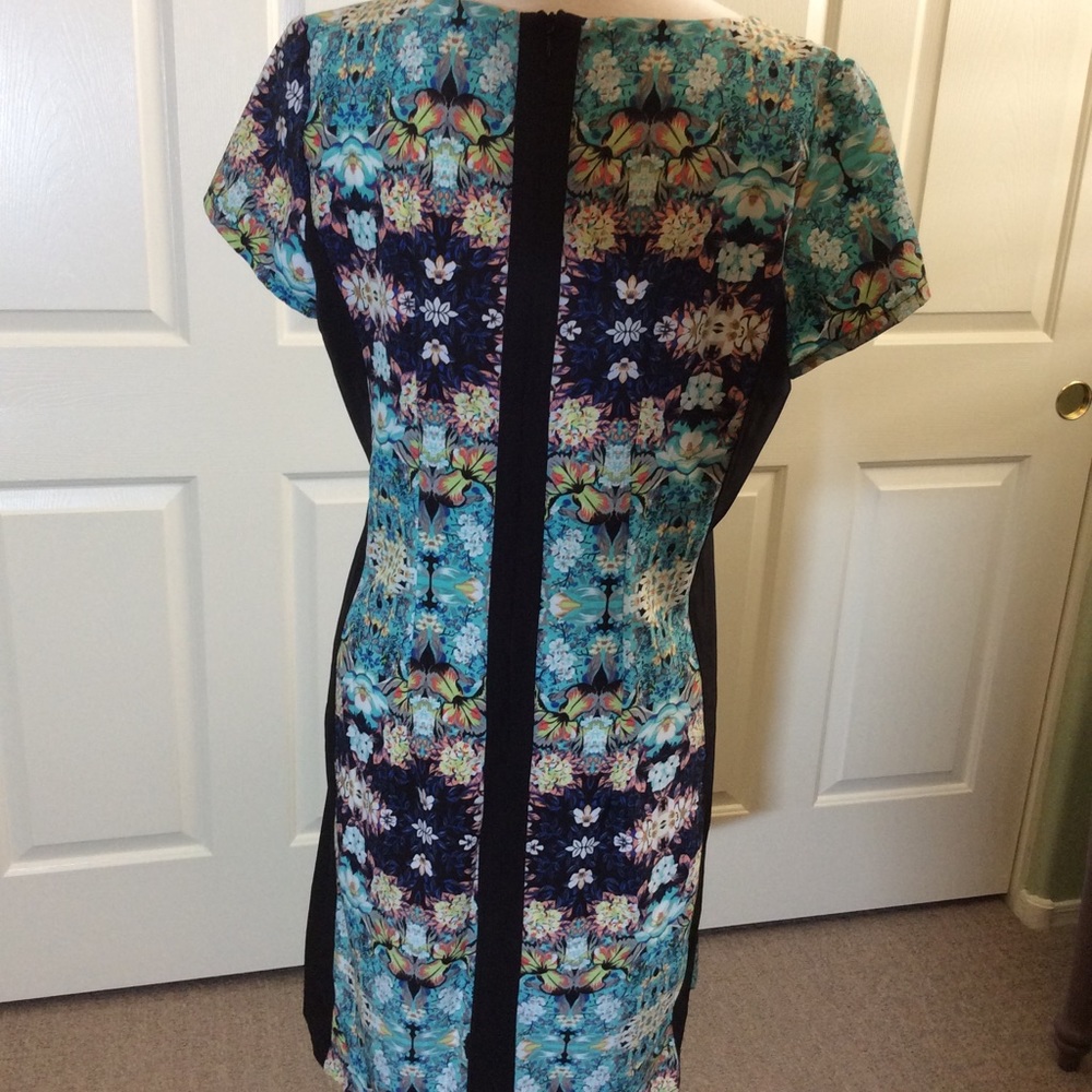 Fashion Spring Dress - Picture 3 of 6